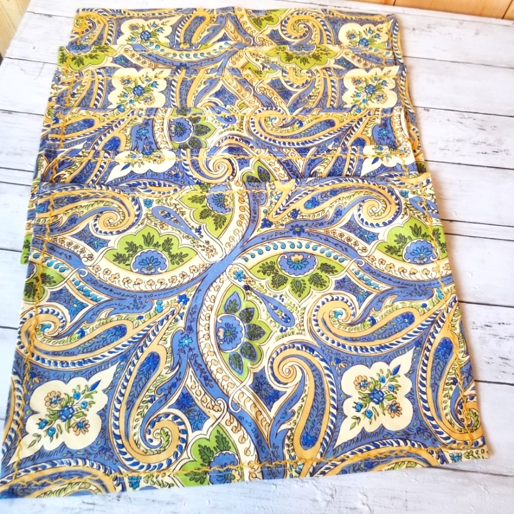 April Cornell Cotton Paisley Cotton Set of (4) Placemats NWOT
